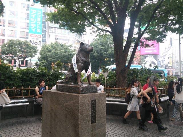 Statue of Dog Hachi at Shibuya